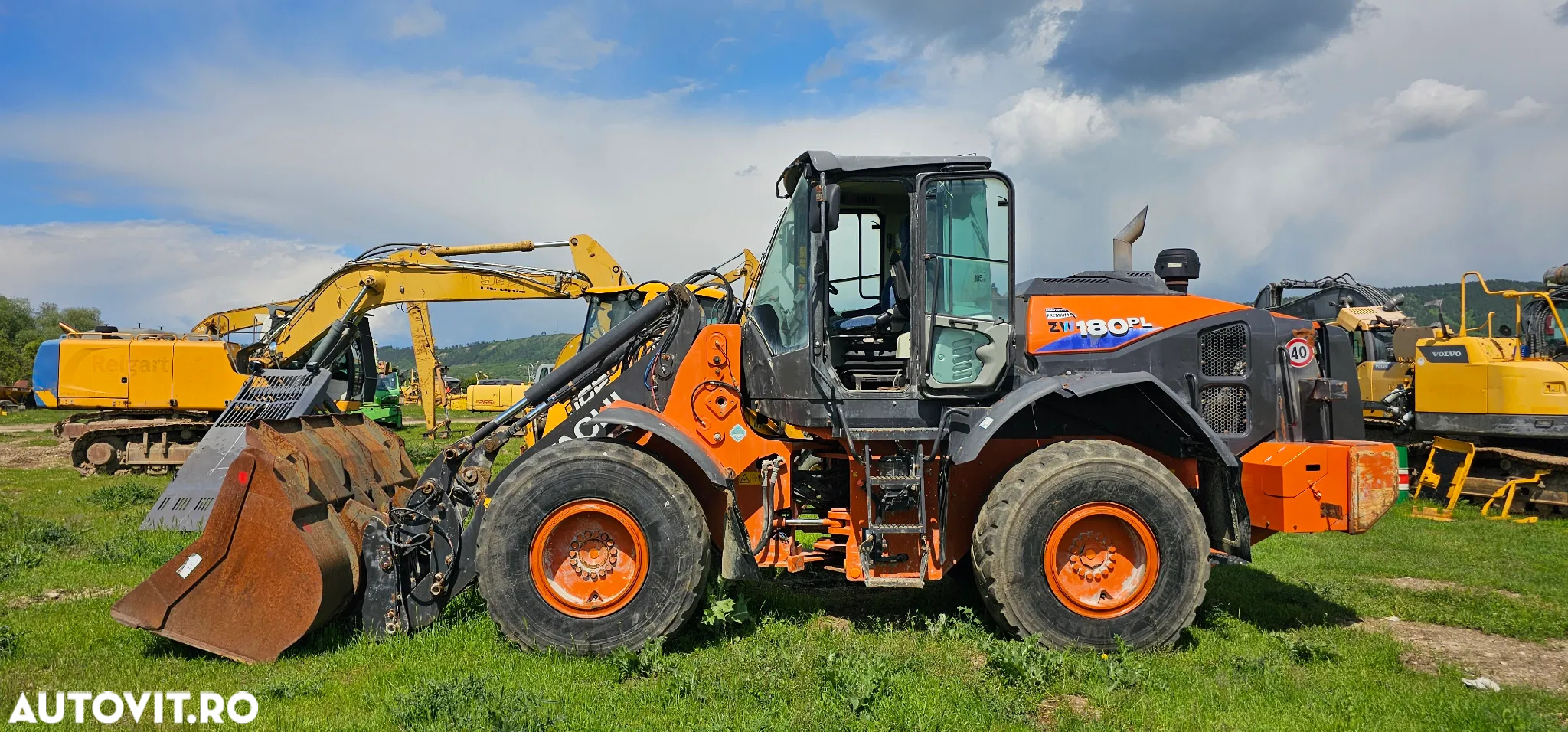 Hitachi ZW 180 PL Încărcător frontal - 8