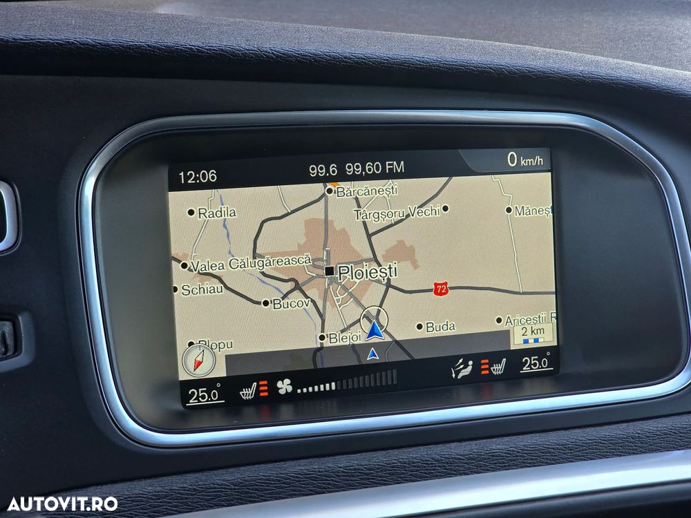 Volvo V40 D4 Summum - 15