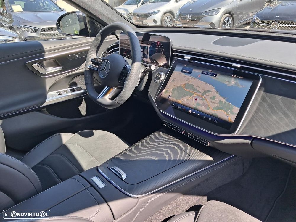 Mercedes-Benz E 300 e AMG Line - 14
