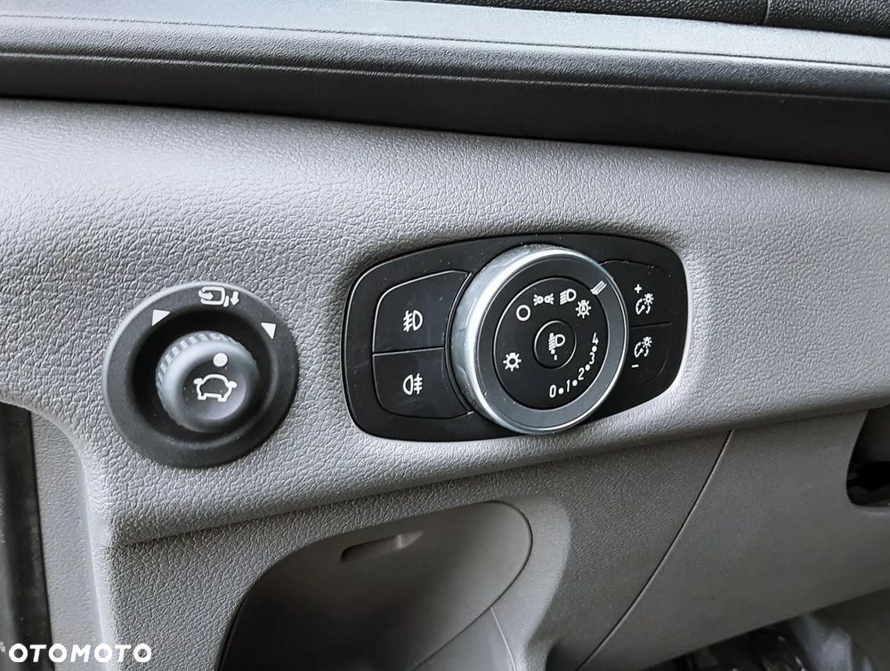 Ford Transit - 23