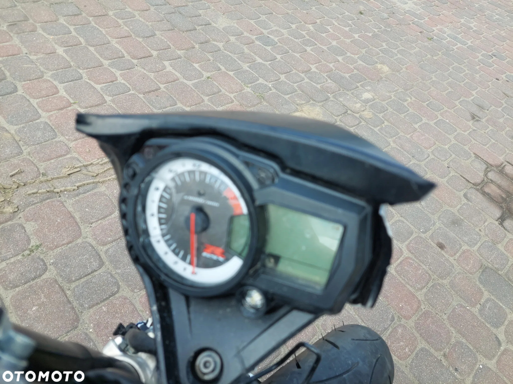 Suzuki GSX-R - 13