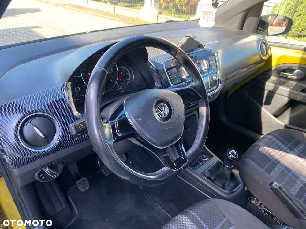 Volkswagen up! club - 6