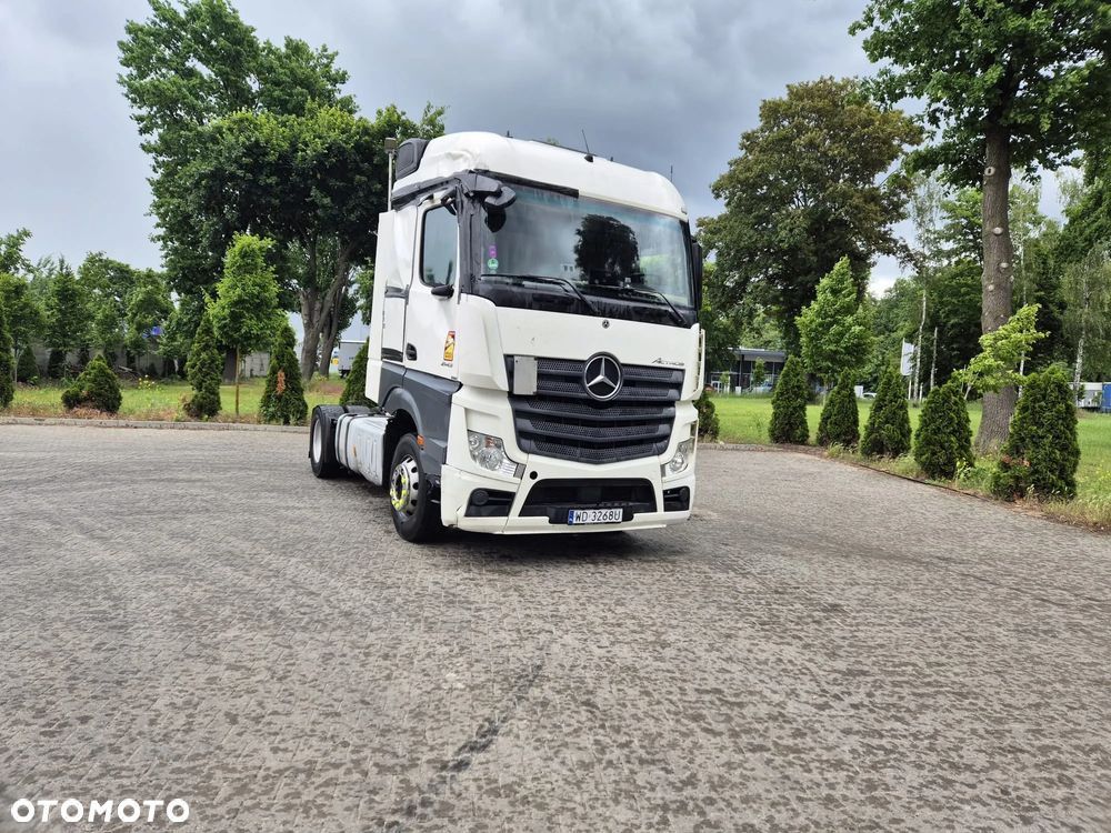 Mercedes-Benz ACTROS - 2