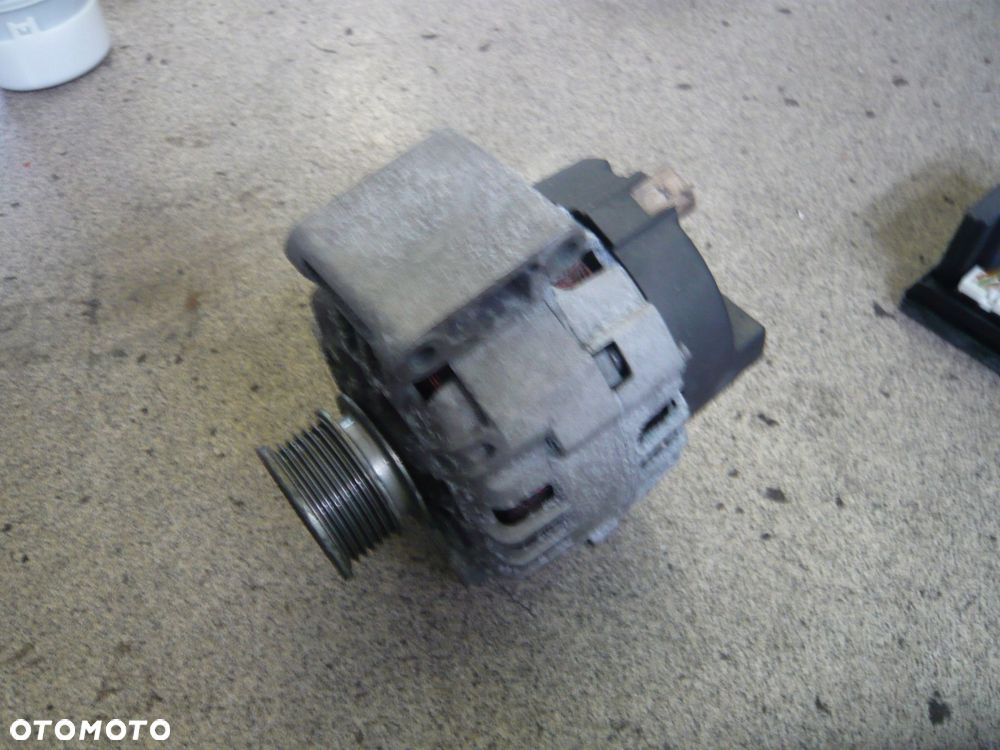 alternator 06b903019x audi a4 b6 - 1