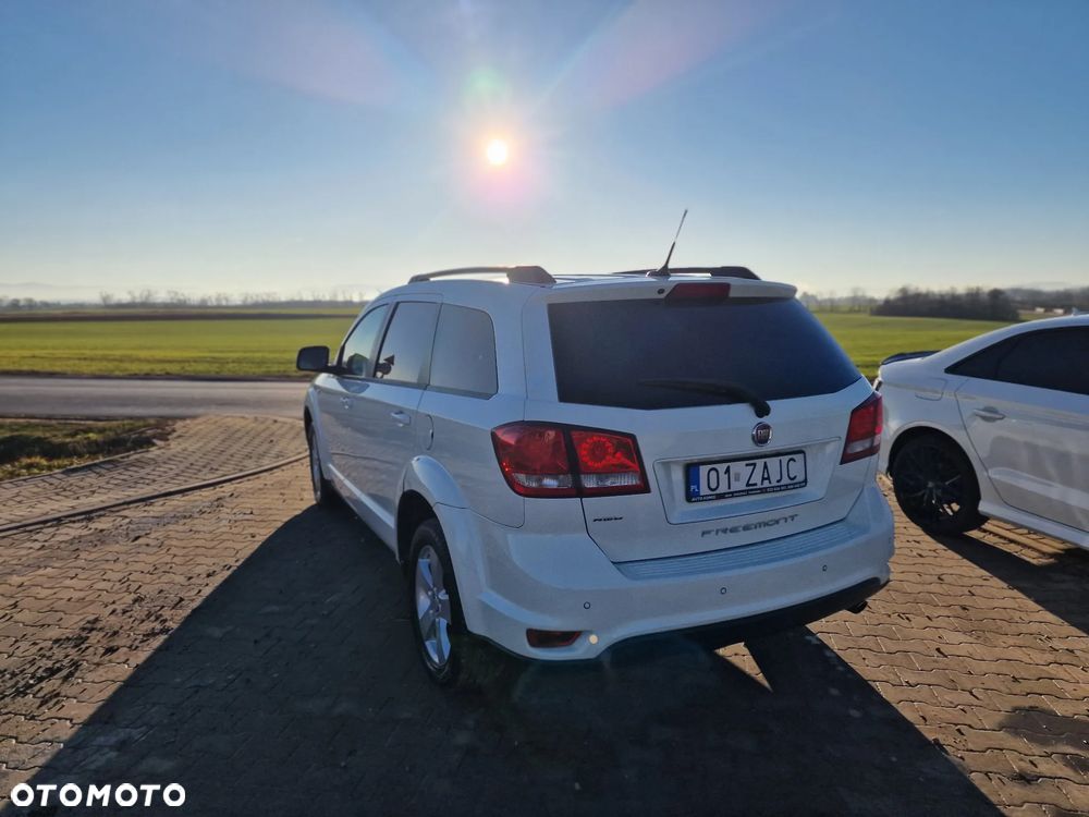 Fiat Freemont 2.0 Multijet Lounge AWD - 13