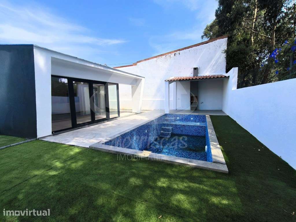 Moradia térrea V3 com piscina e excelente localização no Alto do Ín... - Grande imagem: 2/48
