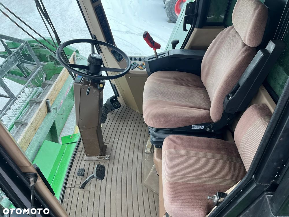 John Deere 2066 HillMaster - 17