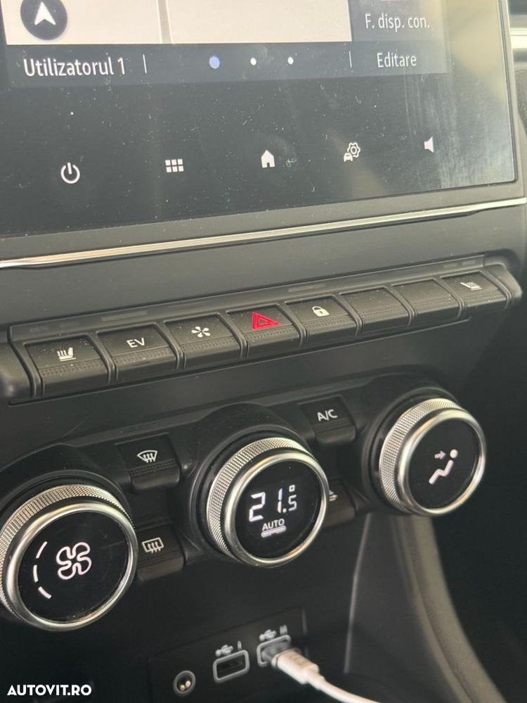 Renault Captur 160 EDC MHEV Techno - 13