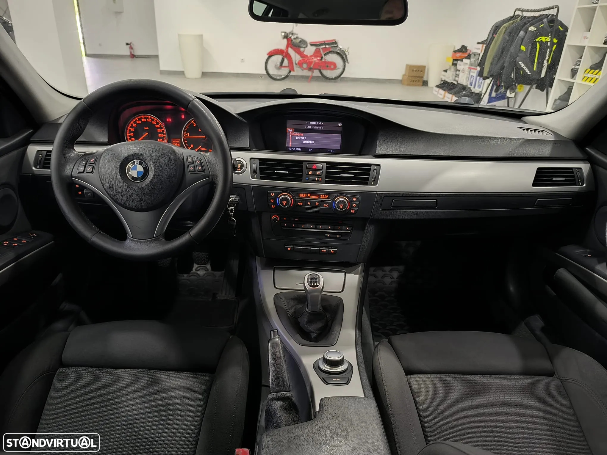 BMW 320 d Touring - 31