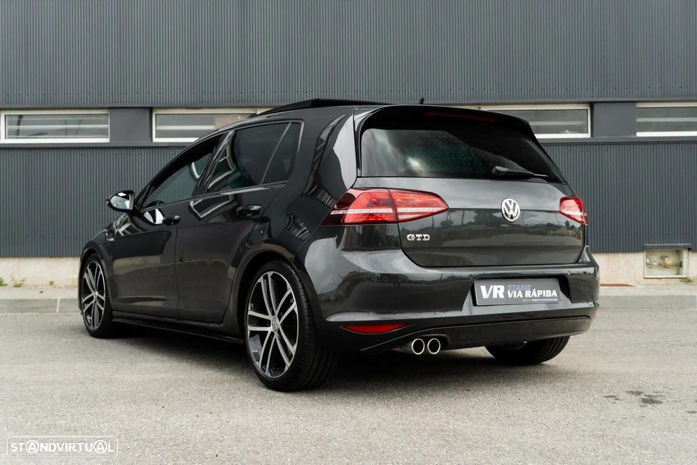VW Golf 2.0 TDI GTD DSG - 5