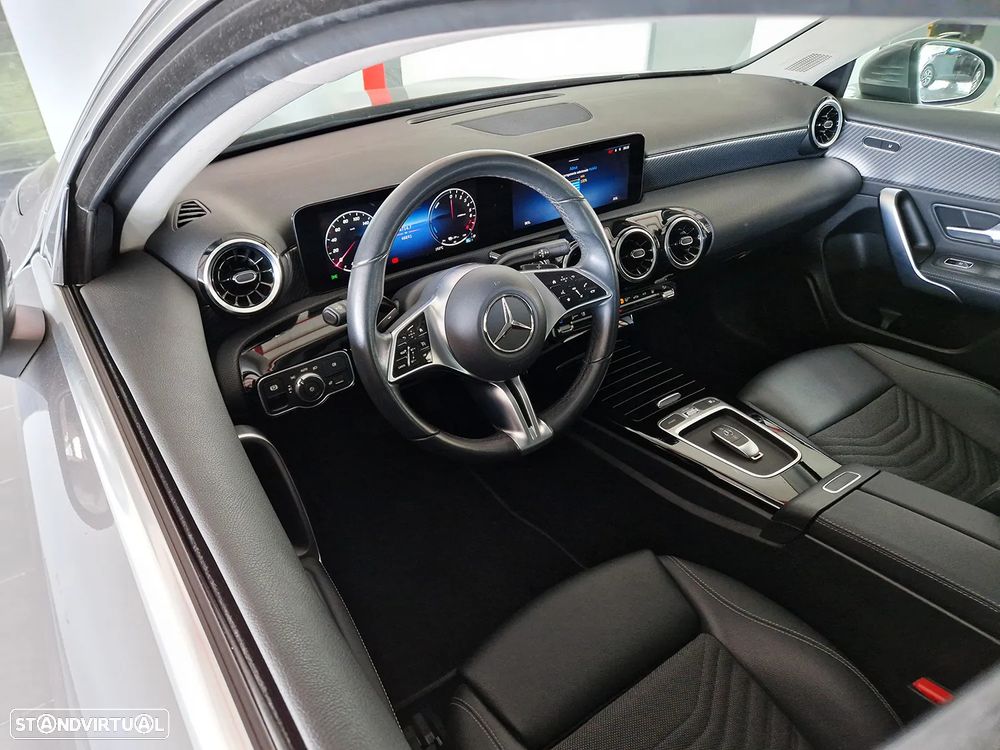 Mercedes-Benz A 250 e - 14