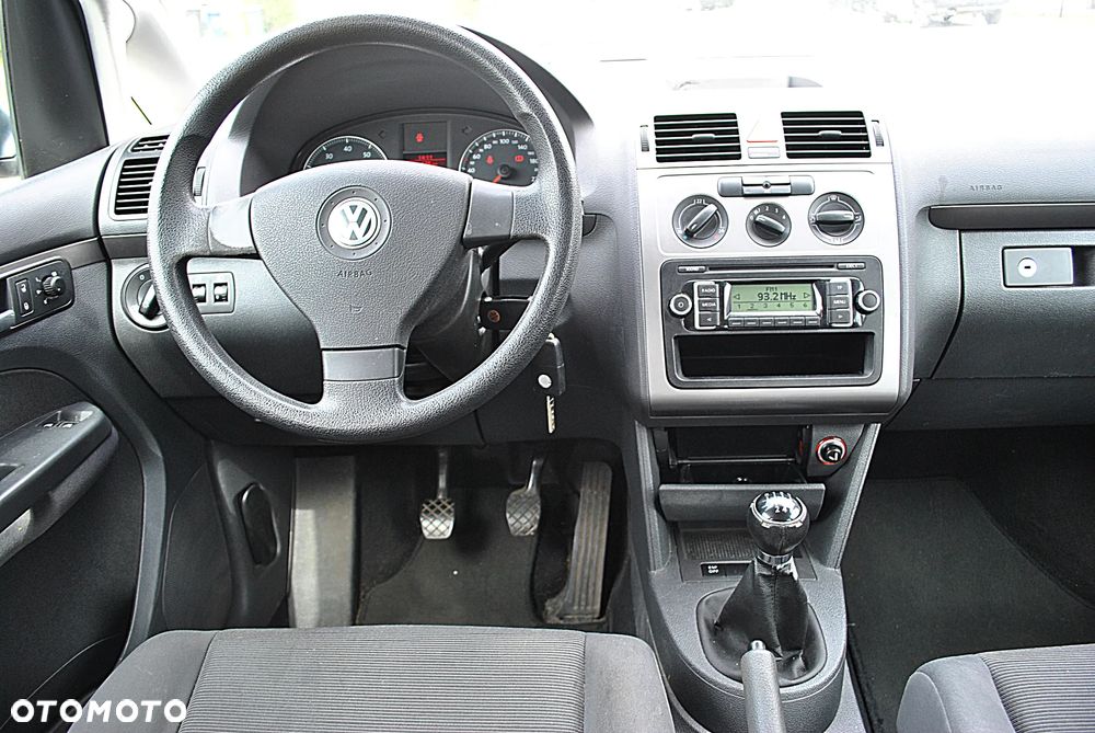 Volkswagen Touran 1.4 TSI United - 11