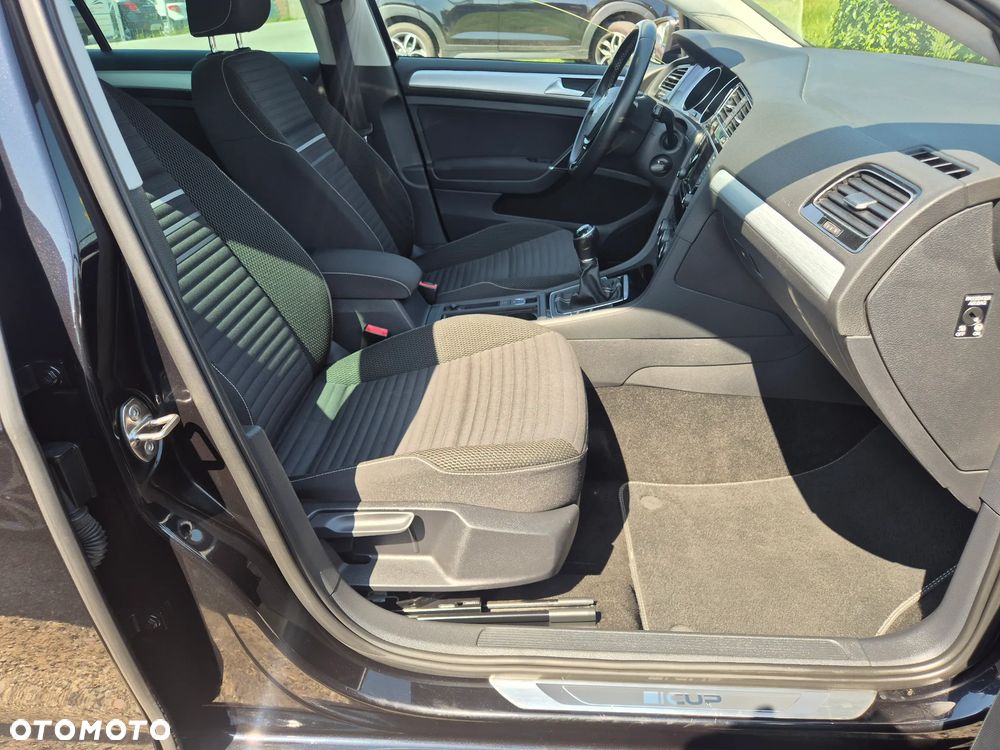 Volkswagen Golf 1.4 TSI BlueMotion Technology Cup - 24