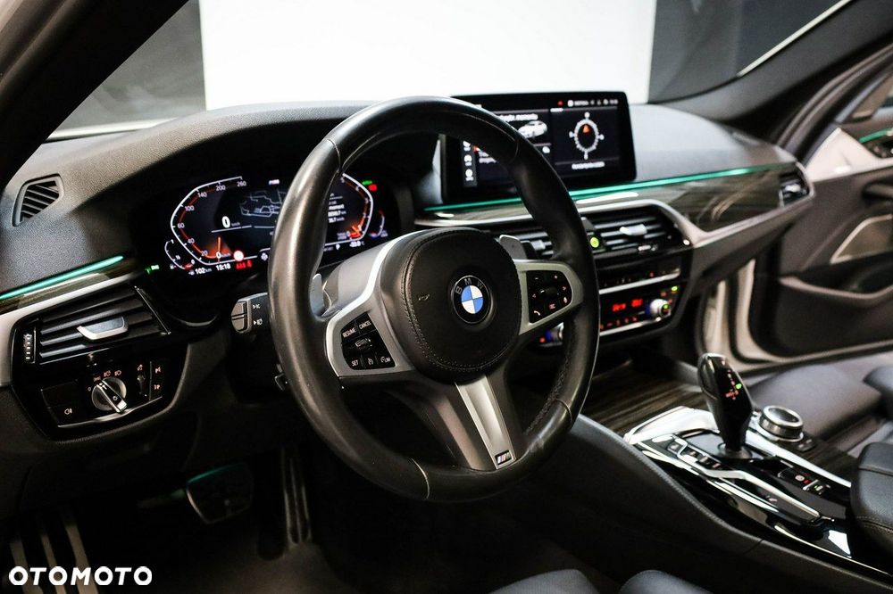 BMW Seria 5 530i mHEV M Sport sport - 18