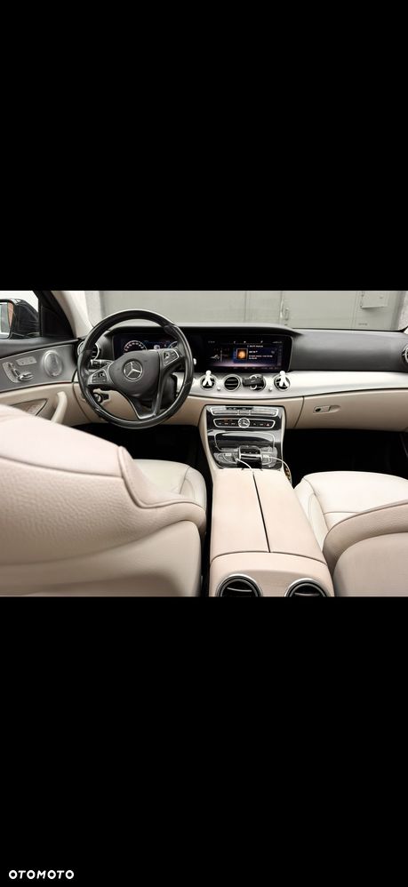 Mercedes-Benz Klasa E 220 d 9G-TRONIC - 16