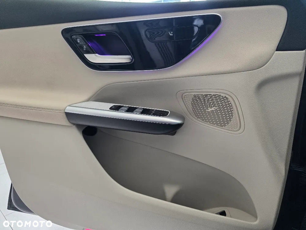 Mercedes-Benz GLC 300 e 4-Matic Avantgarde - 18