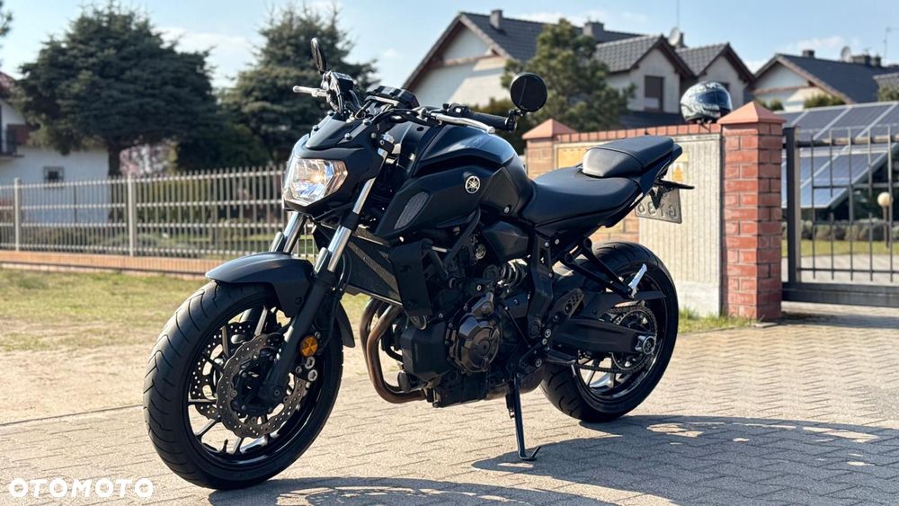 Yamaha MT - 1