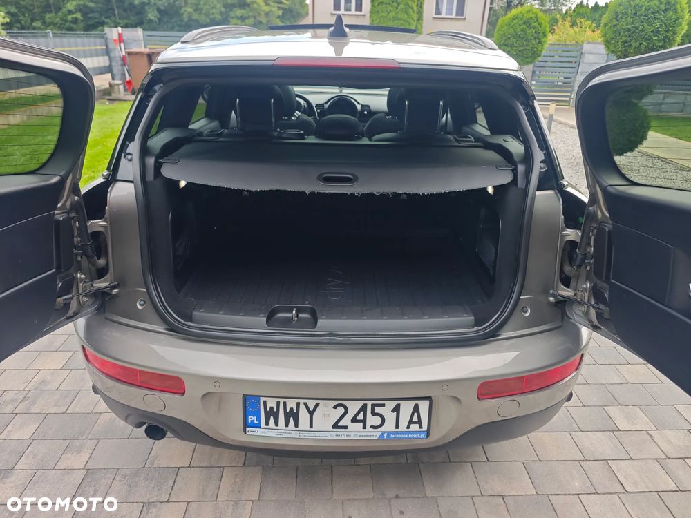 MINI Clubman One D Blackyard - 25