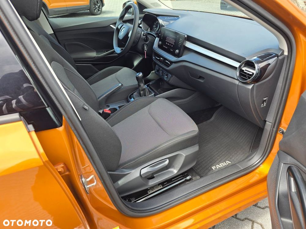 Skoda Fabia 1.0 Ambition - 14