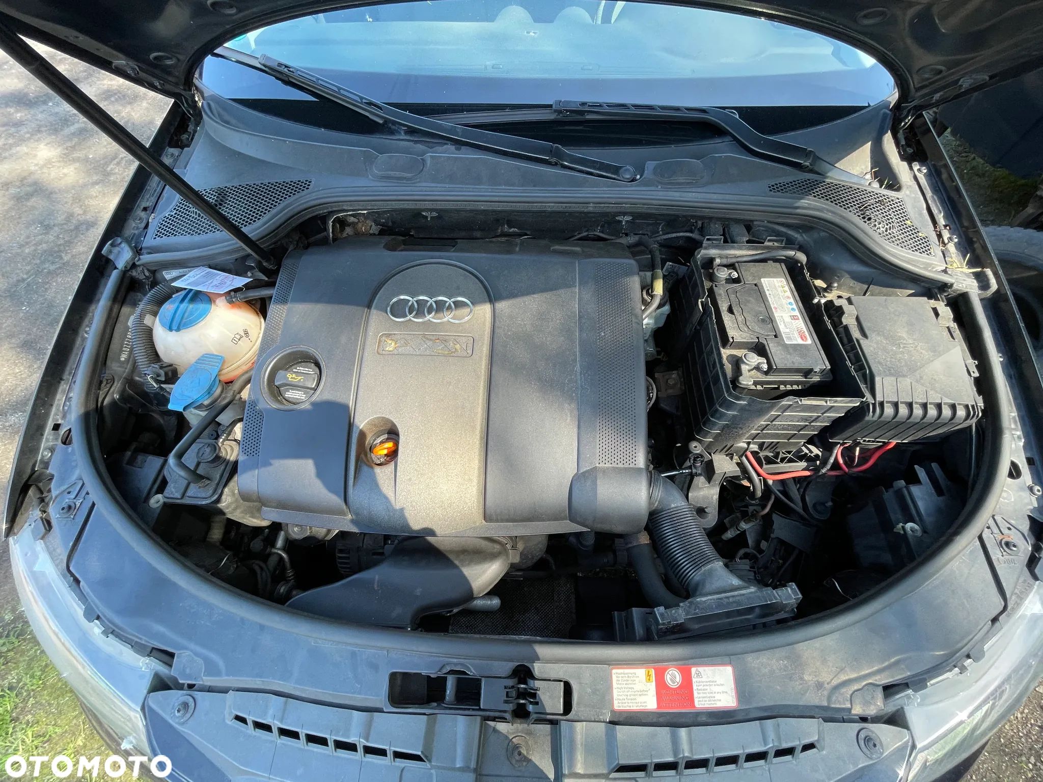 SILNIK GOŁY SŁUPEK 1.6 FSI BLF AUDI A3 8P GOLF V SEAT SKODA - 1