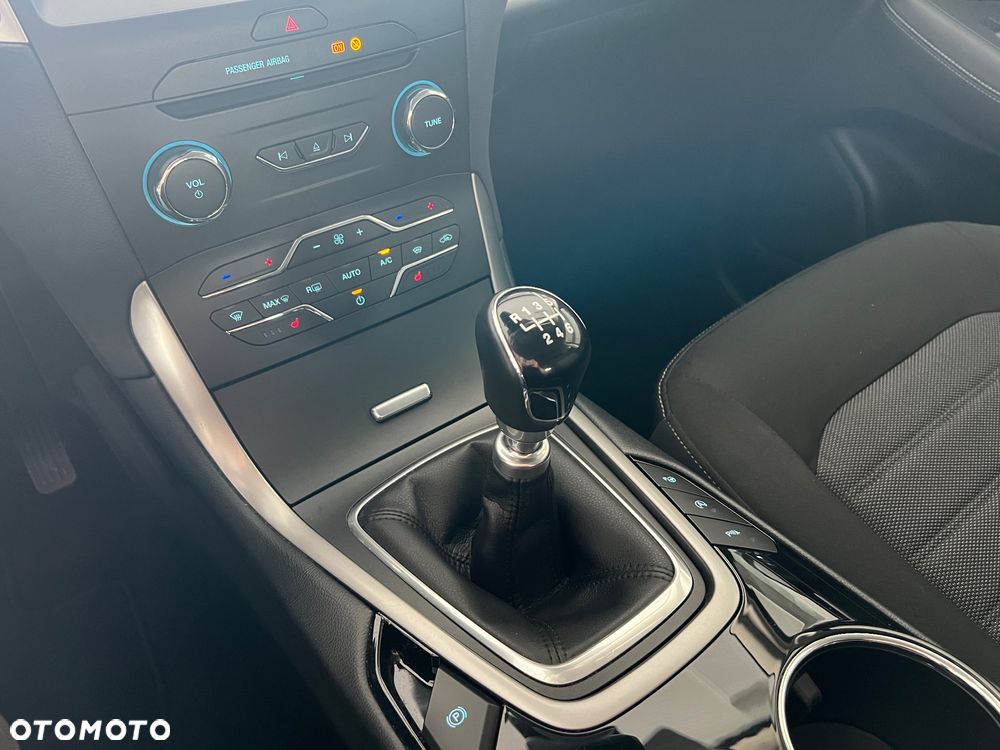 Ford S-Max 2.0 EcoBlue Titanium - 33