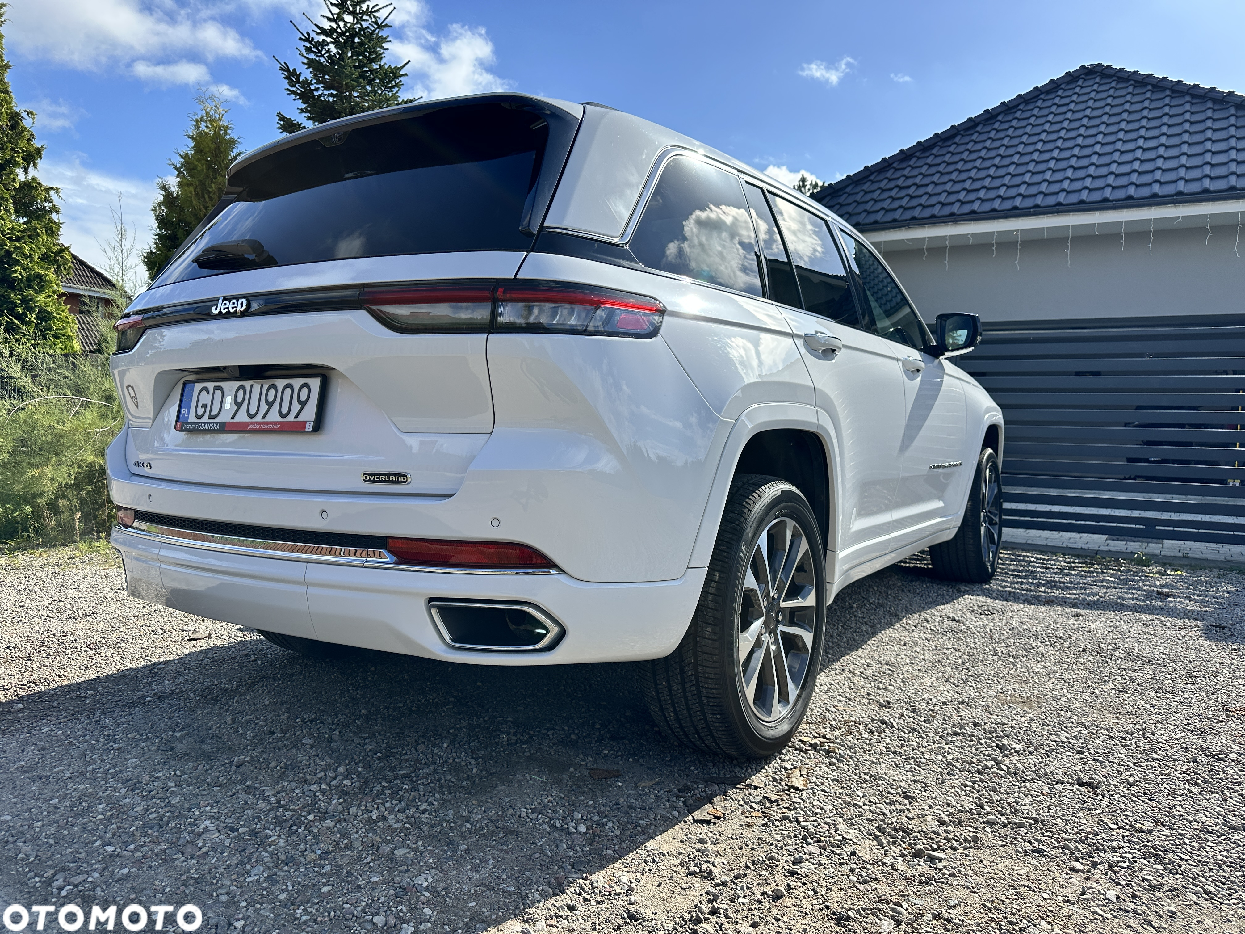 Jeep Grand Cherokee - 17