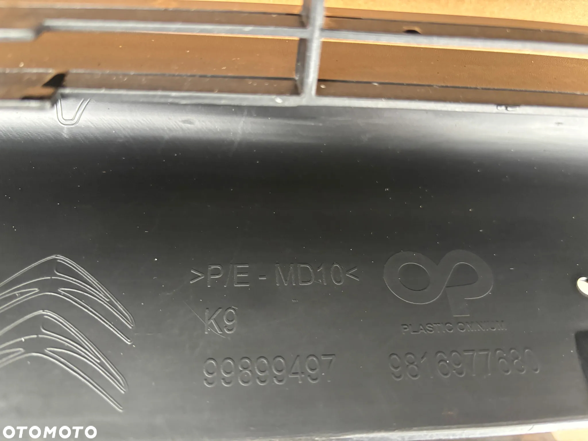 Oryginalny Zderzak Przedni Citroen Berlingo E IV 4 Pod PDC Grill Atrapa Dół Zderzaka Halogen Kratka Lewa Prawa 9816749477 Chrom Niebieski JG 2R - 19