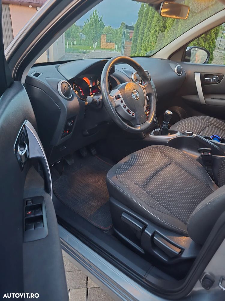 Nissan Qashqai 2.0 DCI DPF Tekna - 25