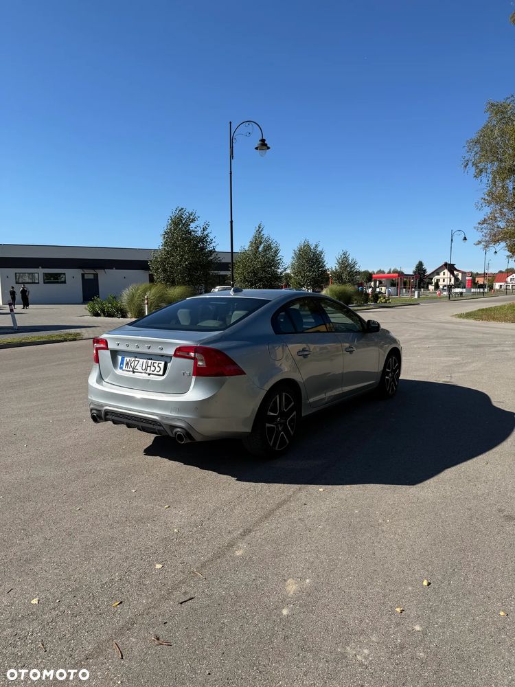 Volvo S60 - 5