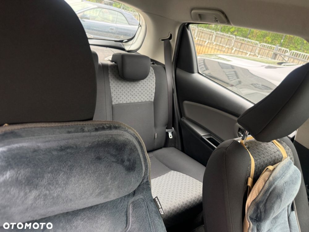 Toyota Yaris 1.0 Active - 6