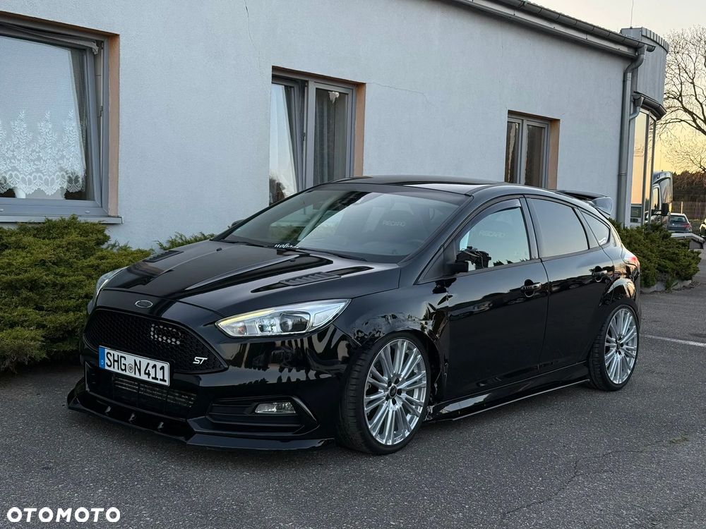 Ford Focus 2.0 EcoBoost ST - 1