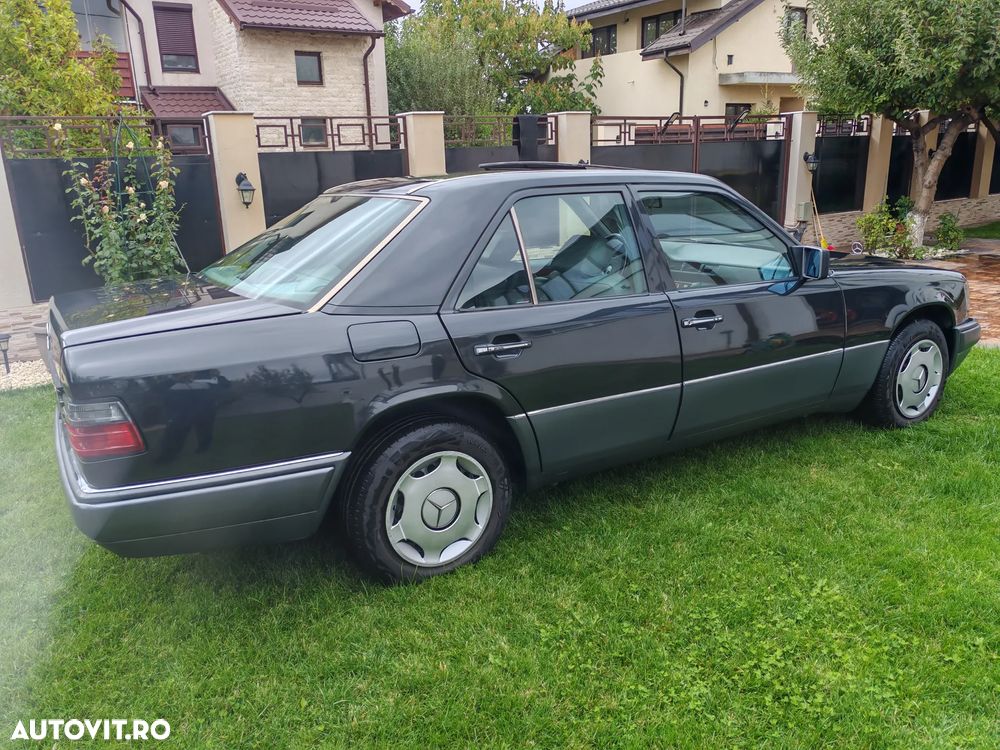 Mercedes-Benz W124 - 3