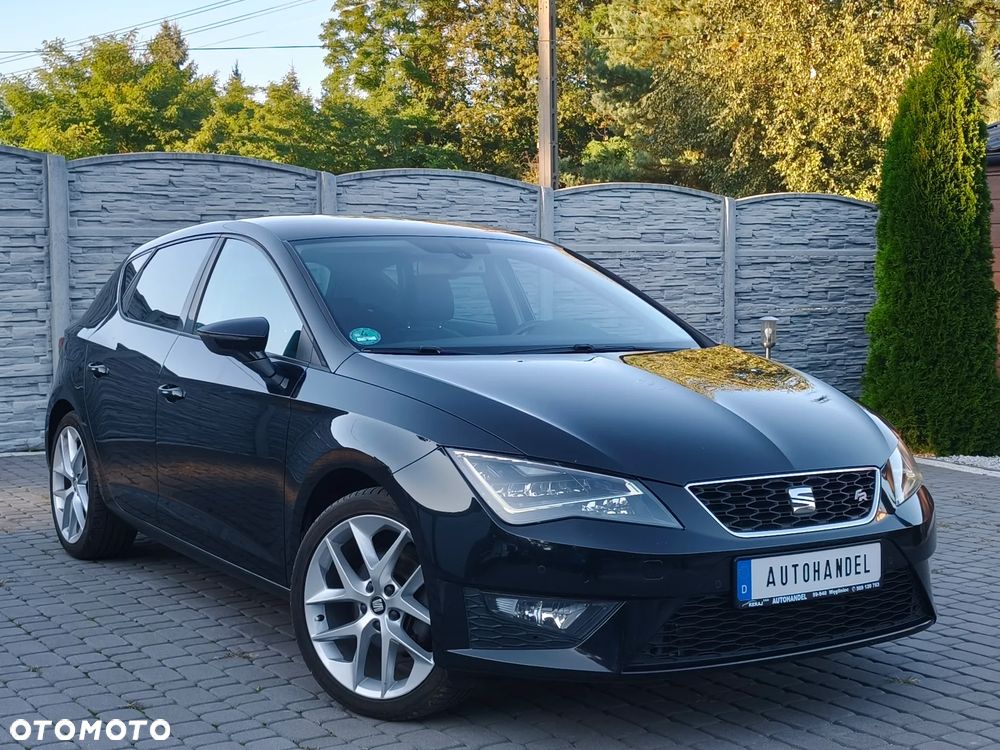Seat Leon 2.0 TDI FR Black S&S DSG - 4