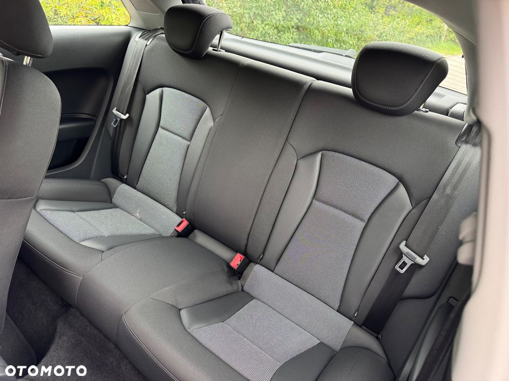 Audi A1 3-drzwiowe 2.0 TDI S line Sportpaket - 15