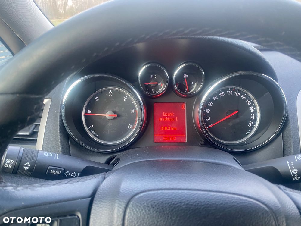 Opel Astra 1.7 CDTI DPF - 9