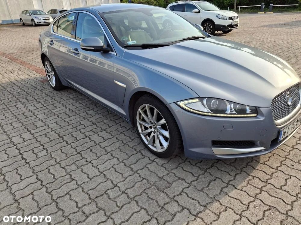 Jaguar XF - 2