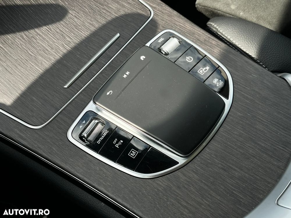 Mercedes-Benz GLC 300 de 4Matic 9G-TRONIC - 24