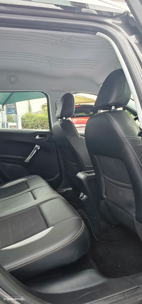 Peugeot 2008 PureTech 110 Stop&Start Allure - 9