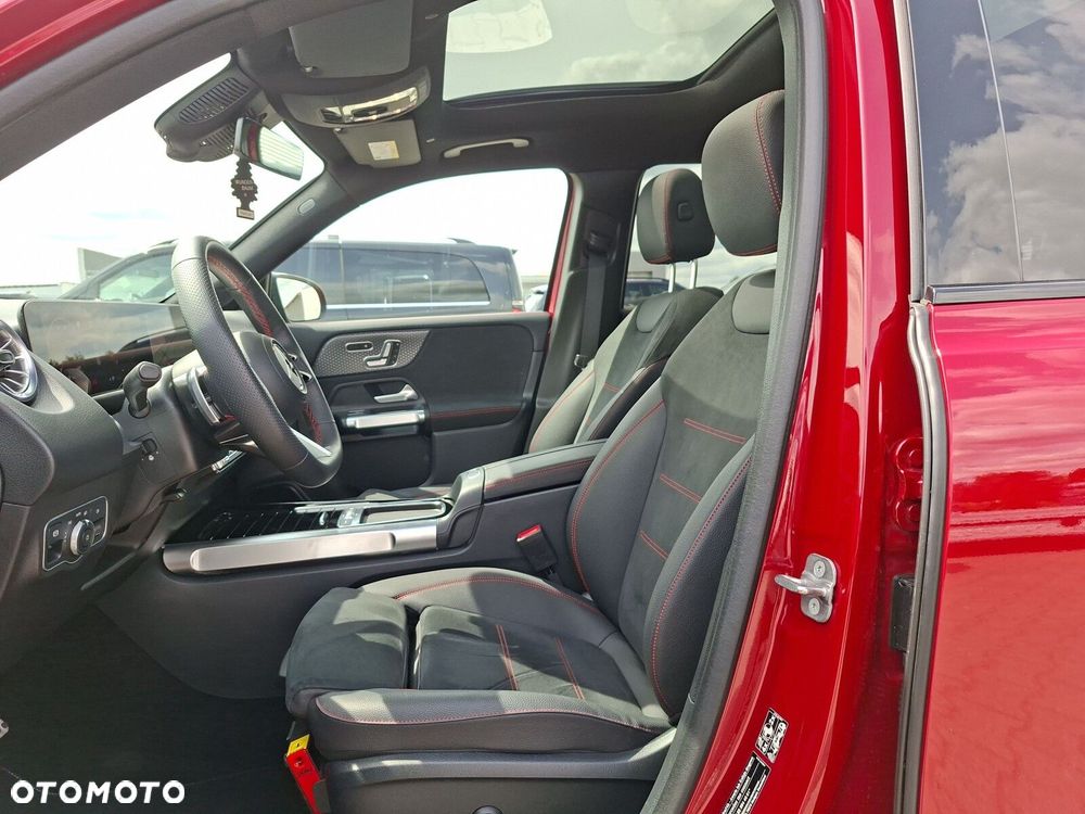 Mercedes-Benz GLB 220 mHEV 4-Matic AMG Line 8G-DCT - 14
