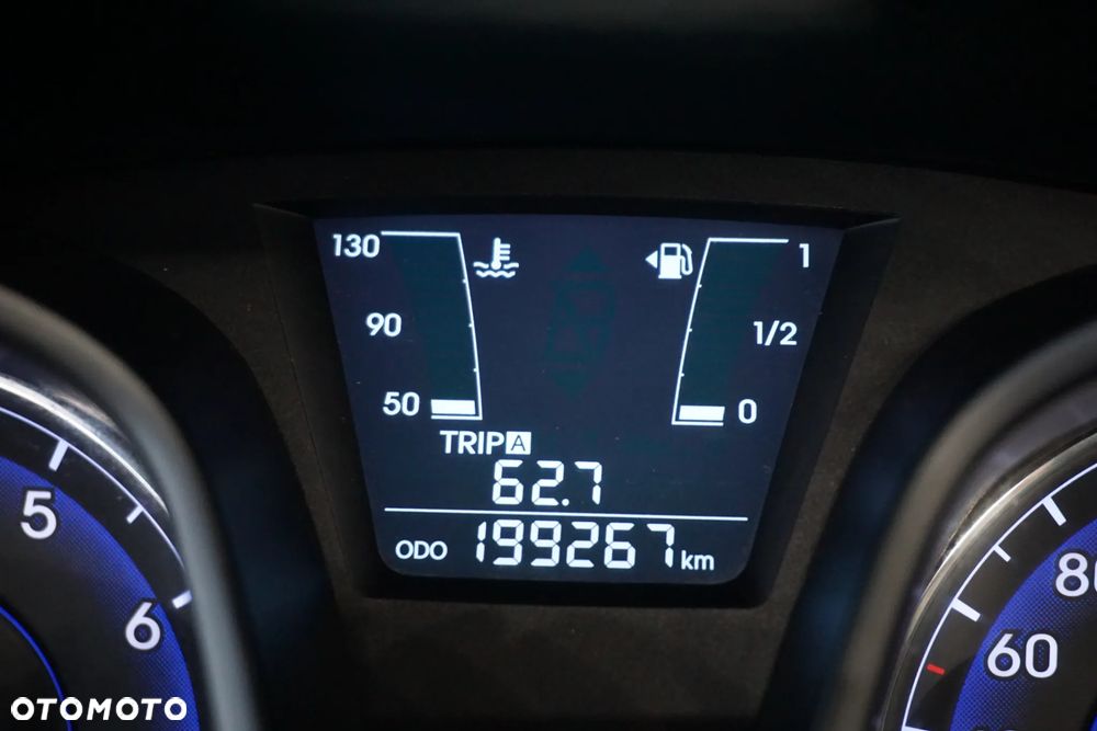 Hyundai ix20 1.4 blue - 35