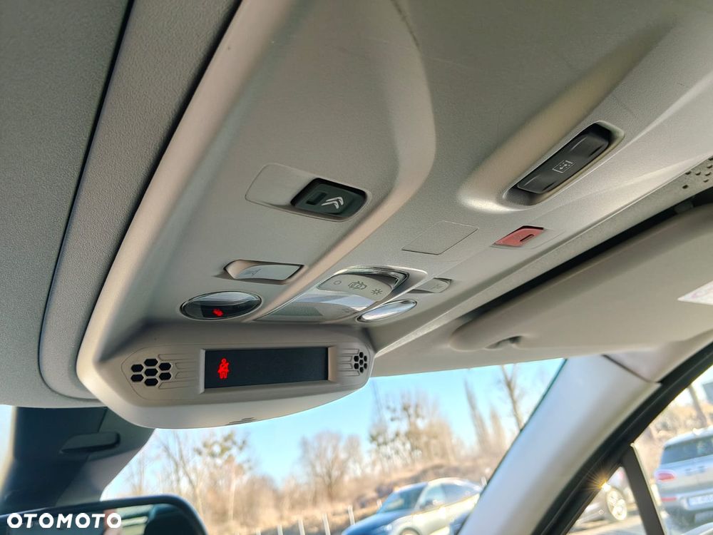 Citroën Berlingo M 1.2 PureTech Shine S&S - 21