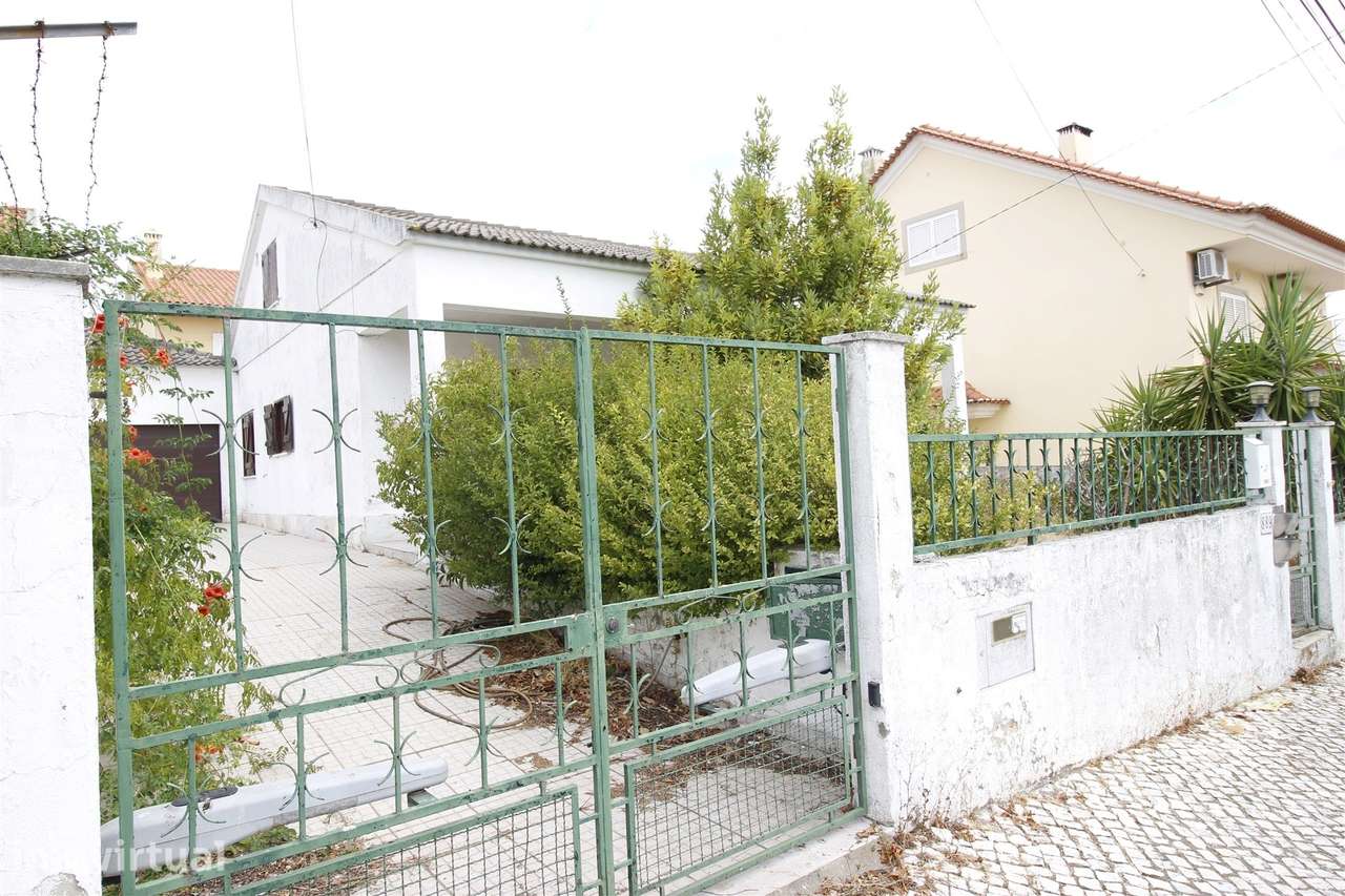 Moradia T3 Venda em Quinta do Conde,Sesimbra - Grande imagem: 2/43