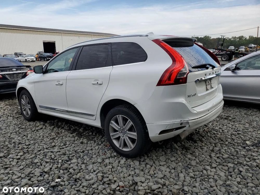 Volvo XC 60 T6 Drive-E R-Design Summum - 3