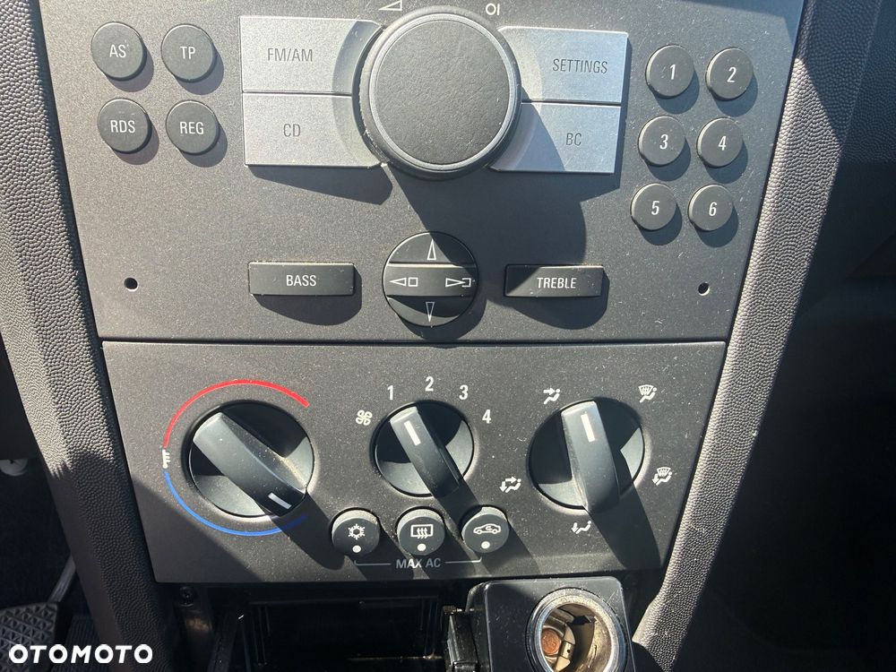 Opel Meriva - 23