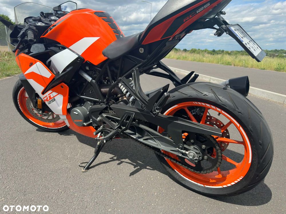 KTM RC 125 - 9