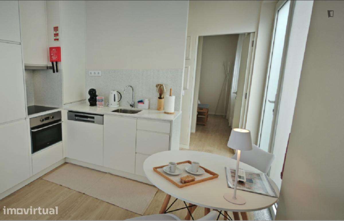 Apartamento com 1 quartos - localizado em Bonfim Porto - Grande imagem: 2/6