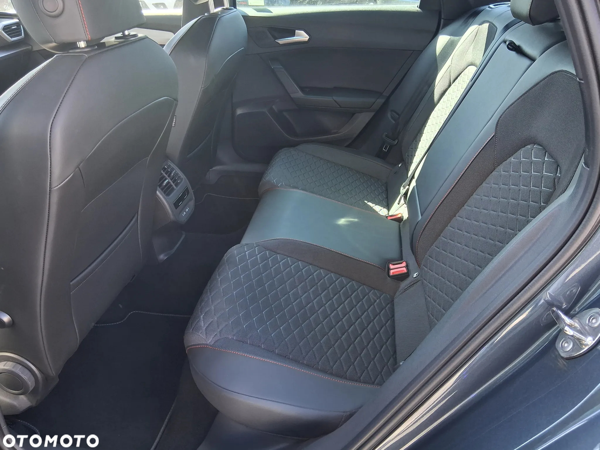 Seat Leon 2.0 TDI FR DSG - 12