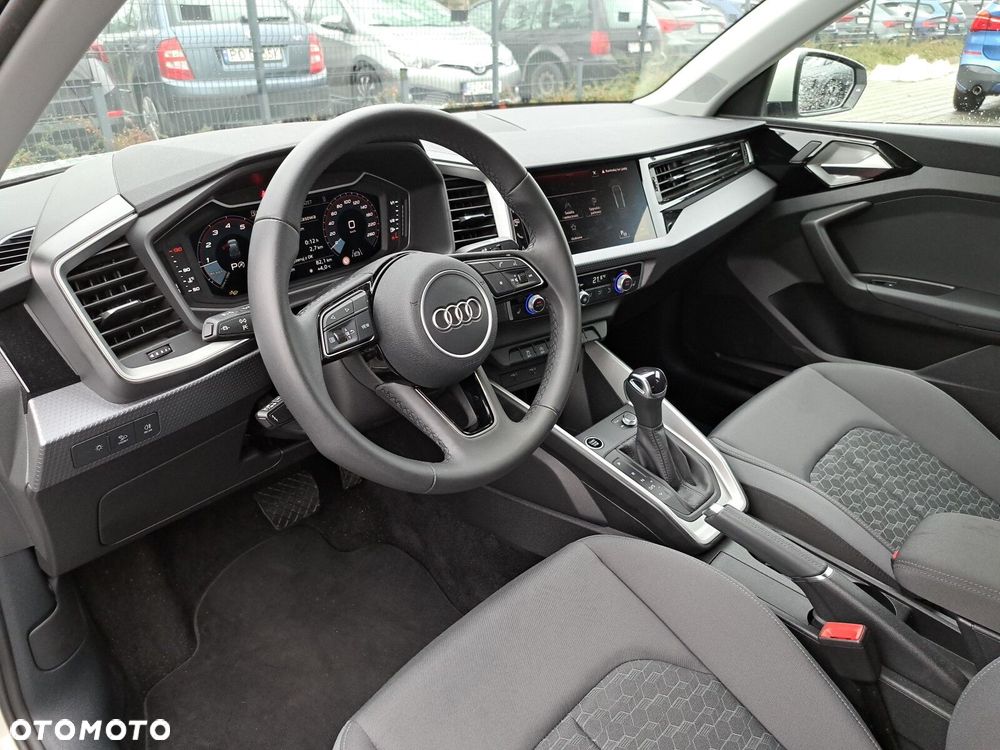 Audi A1 Sportback 35 TFSI S-Line S tronic - 9