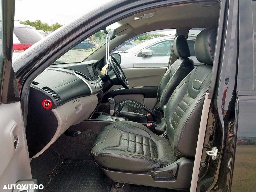 Dezmembrez Mitsubishi L200 2.5 Diesel 2010 - 5