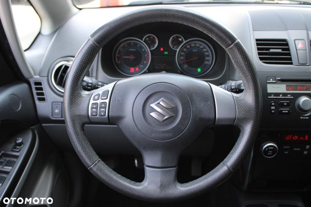 Suzuki SX4 - 16